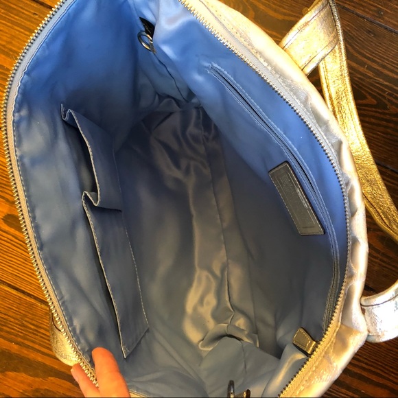 SOLD Coach Bag - Picture 4 of 6